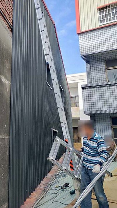 新竹新埔鎮外牆穿鐵皮防水